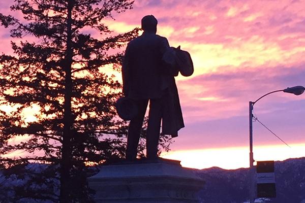 Silhouette of the Marcus Daly statue